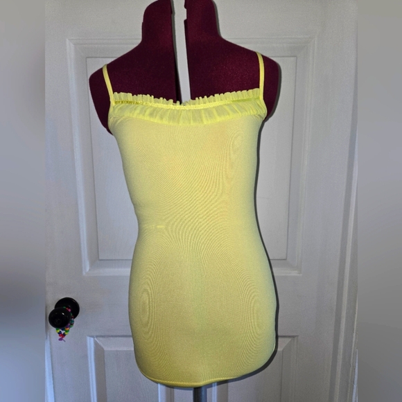 The Limited Yellow Cami Top - Picture 1 of 6